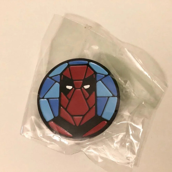 Deadpool Enamel Metal Pin Double Rubber Backing - Picture 8 of 8